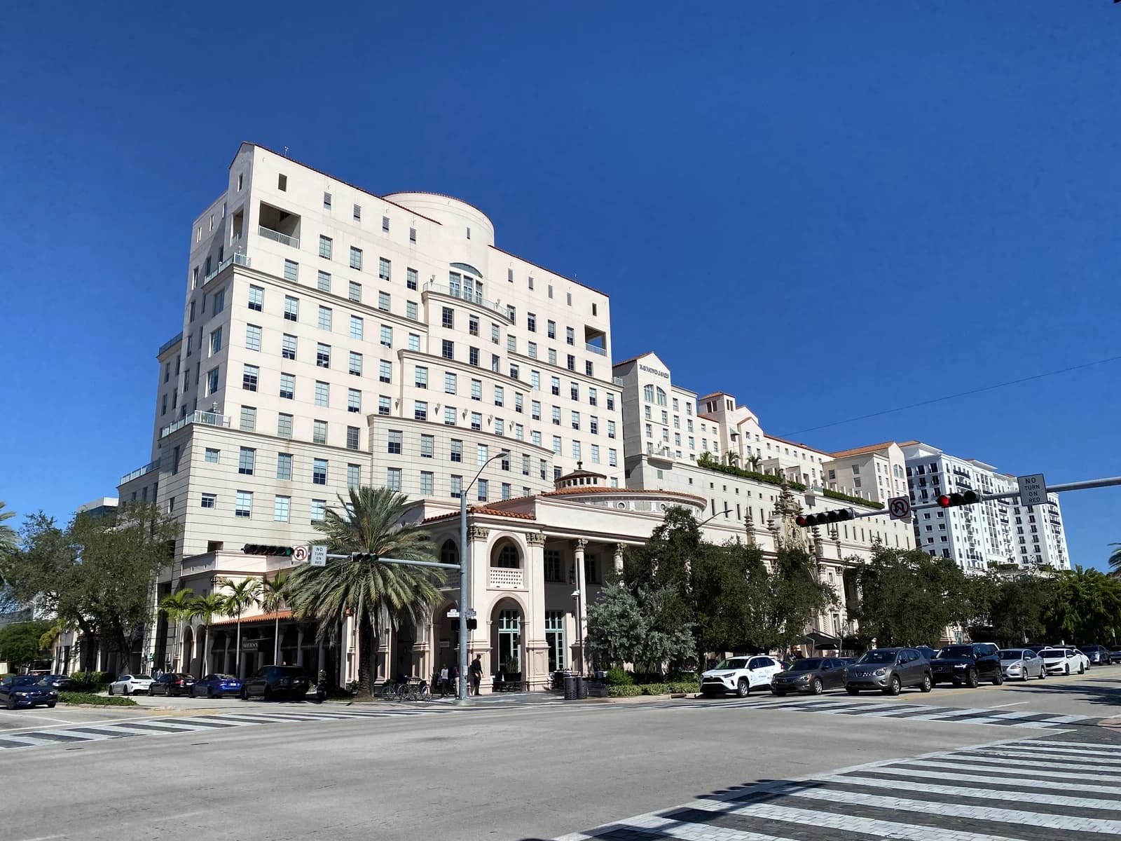 Exterior view of the large, multi-story Colonnade Hotel in Coral Gables.