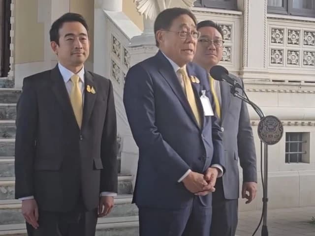 Minister and Deputy Ministers of Finance speaking at a press conference.