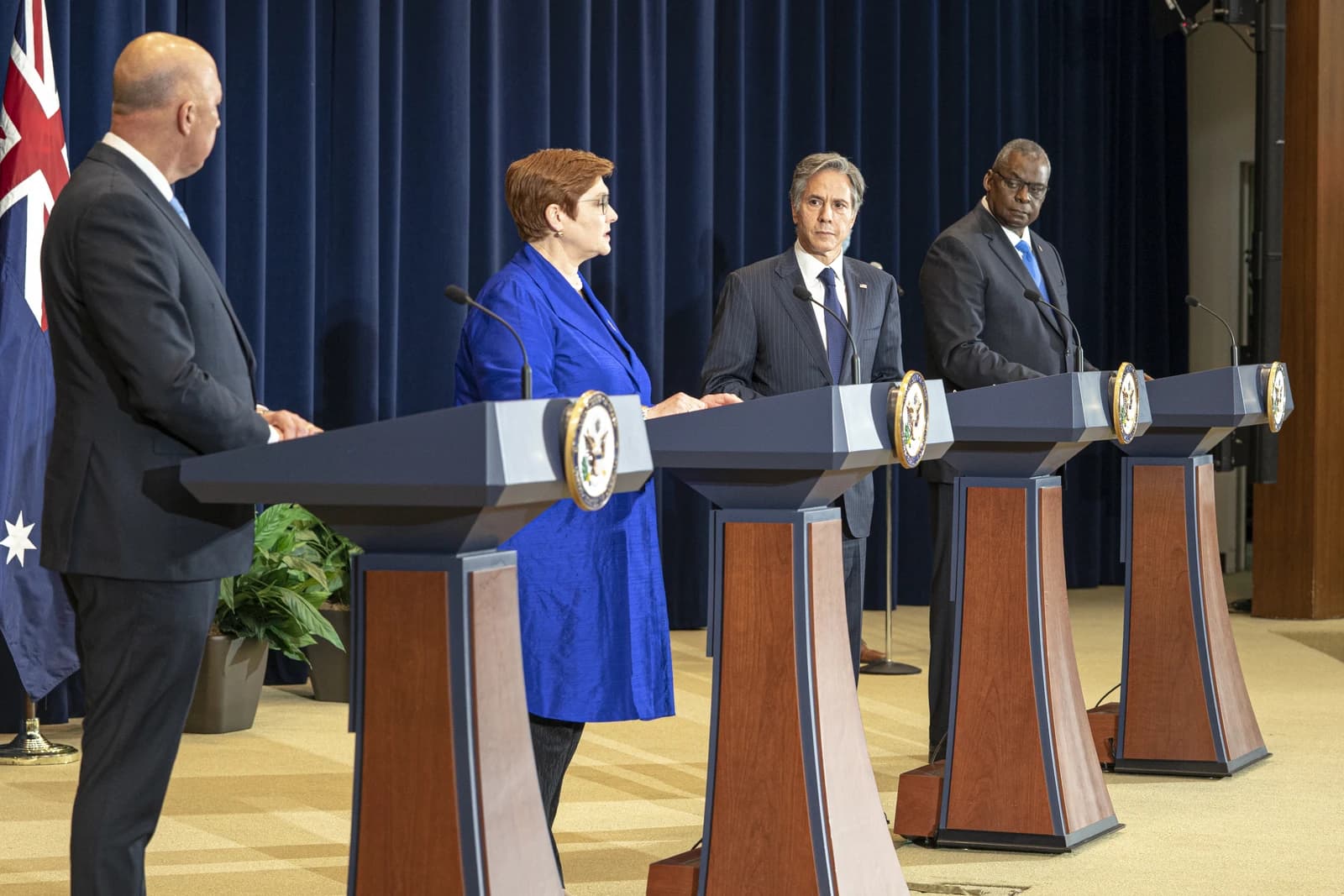 US Secretary of State Antony Blinken and Australian Foreign Minister Marise Payne at podiums.