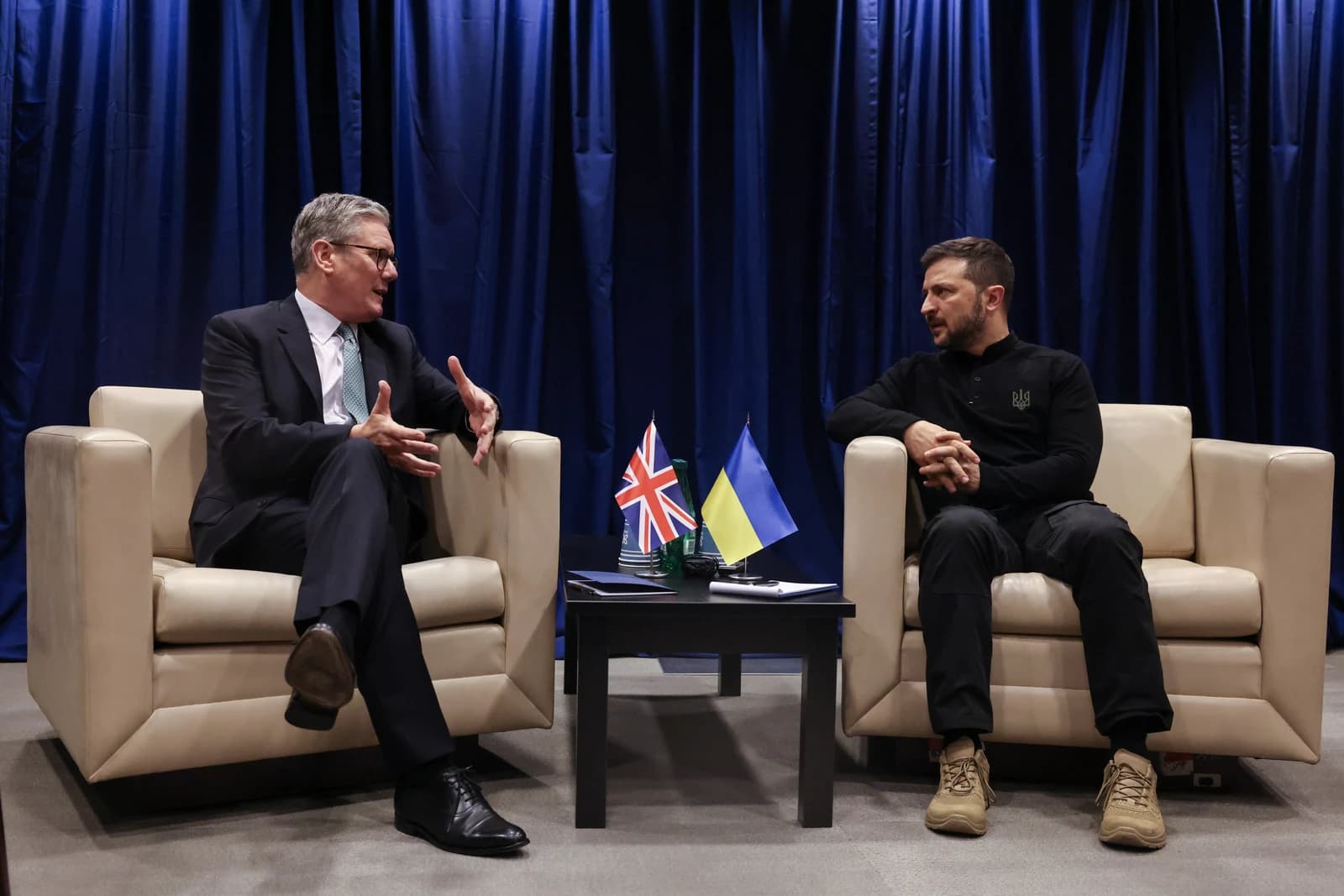 Keir Starmer, Prime Minister of the United Kingdom, speaking with Ukrainian President Volodymyr Zelenskyy.
