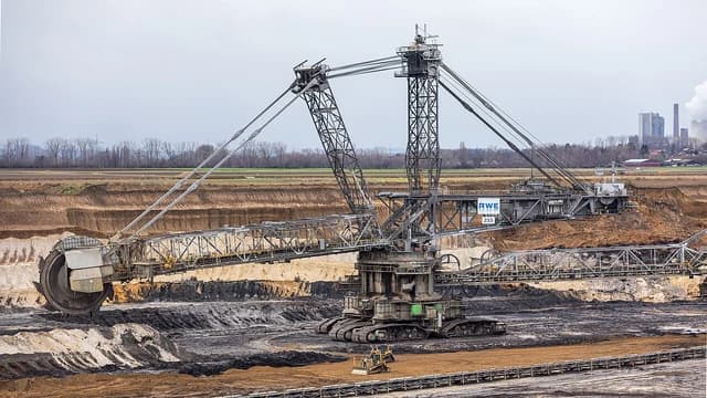 Bucket-wheel excavator 255 operating in the Inden open-pit lignite mine.