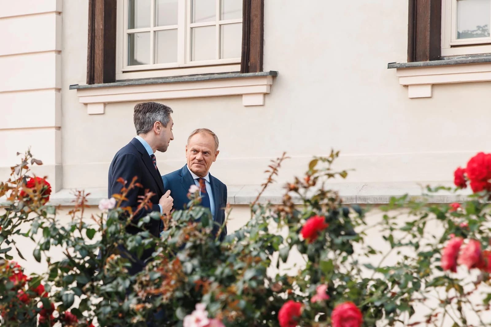 Polish Prime Minister Donald Tusk with Irish Prime Minister Simon Harris in Rzeszów.