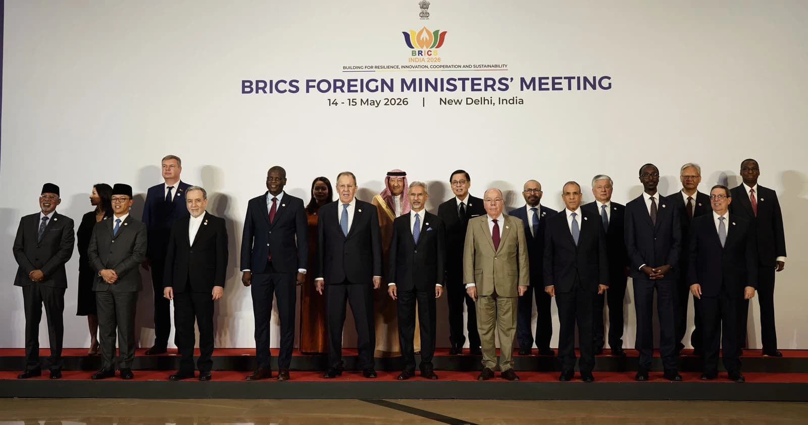 Foreign ministers from BRICS countries and other nations pose for a group photo.