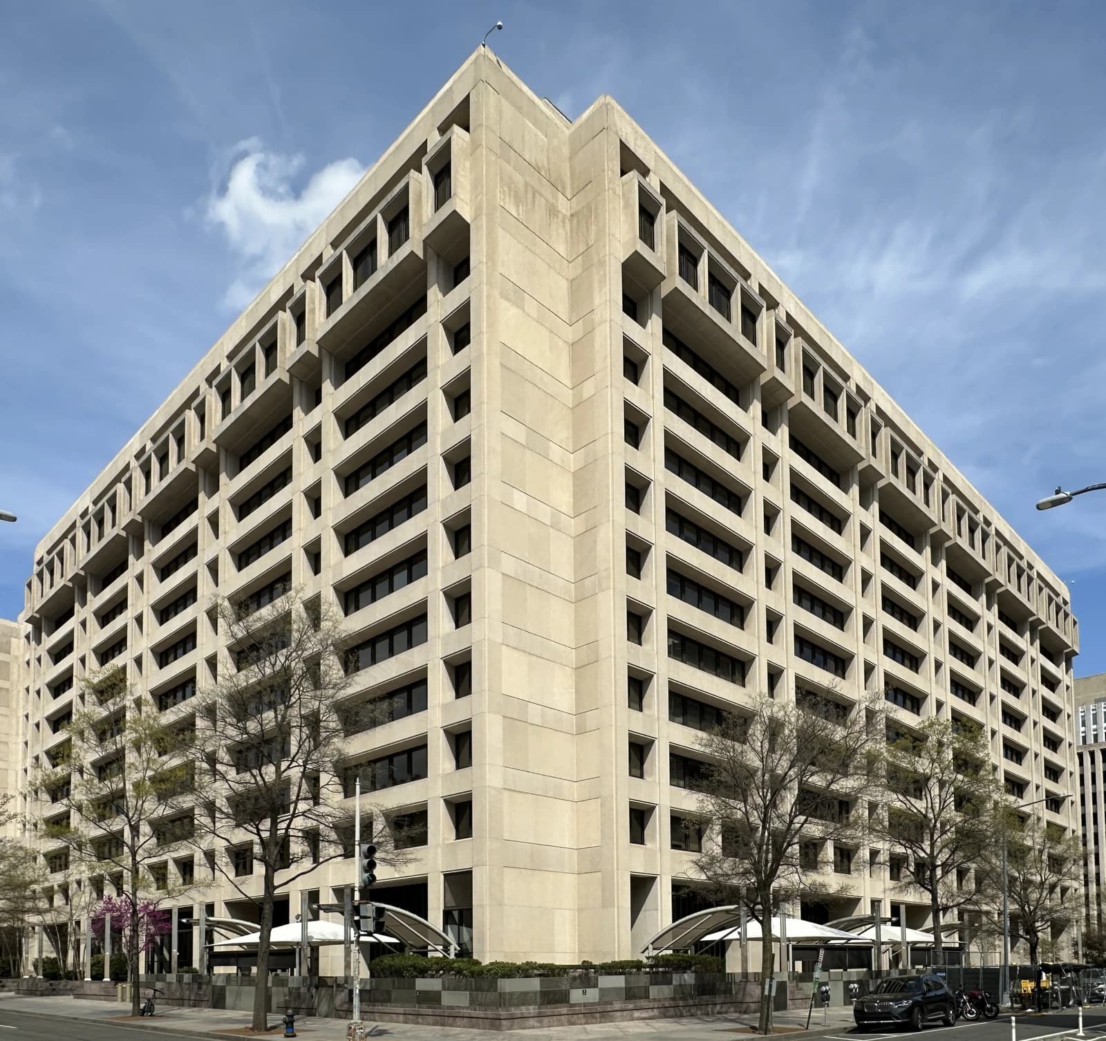 Exterior of the International Monetary Fund headquarters building in Washington D.C.