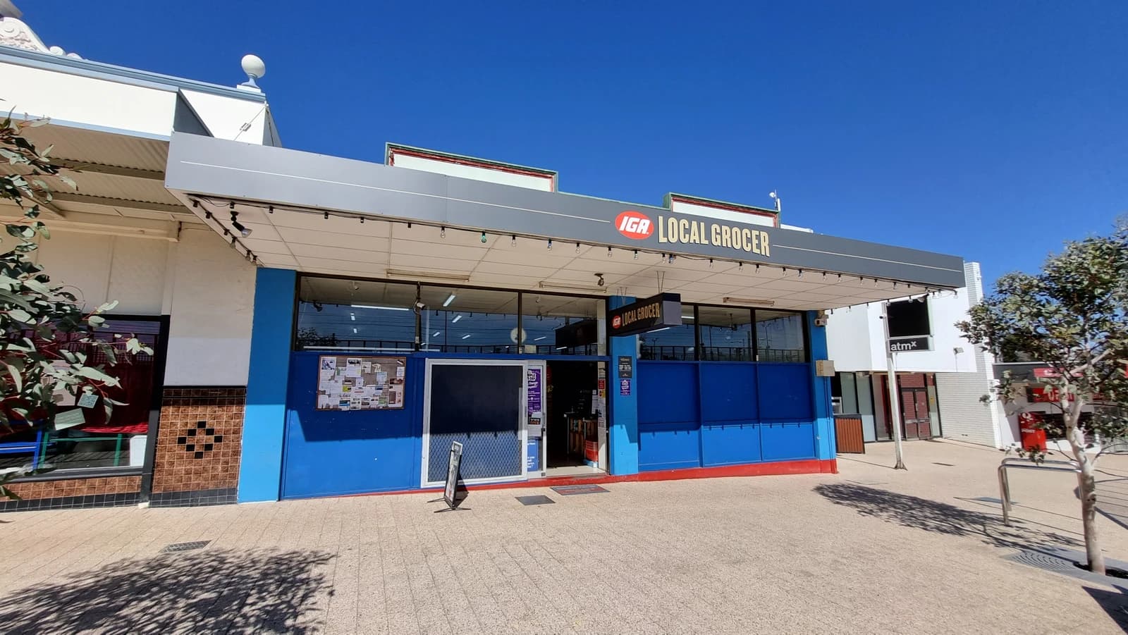 An IGA Local Grocer store building in Bayswater, Western Australia.