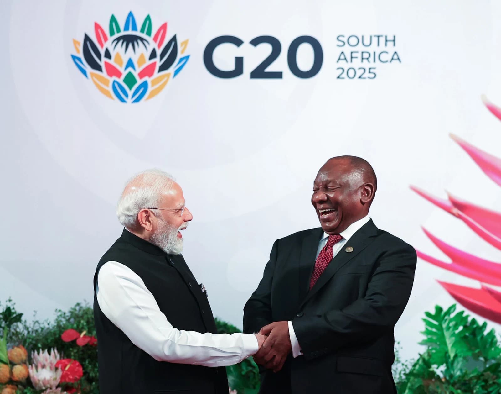 Indian Prime Minister Narendra Modi shaking hands with South African President Cyril Ramaphosa.