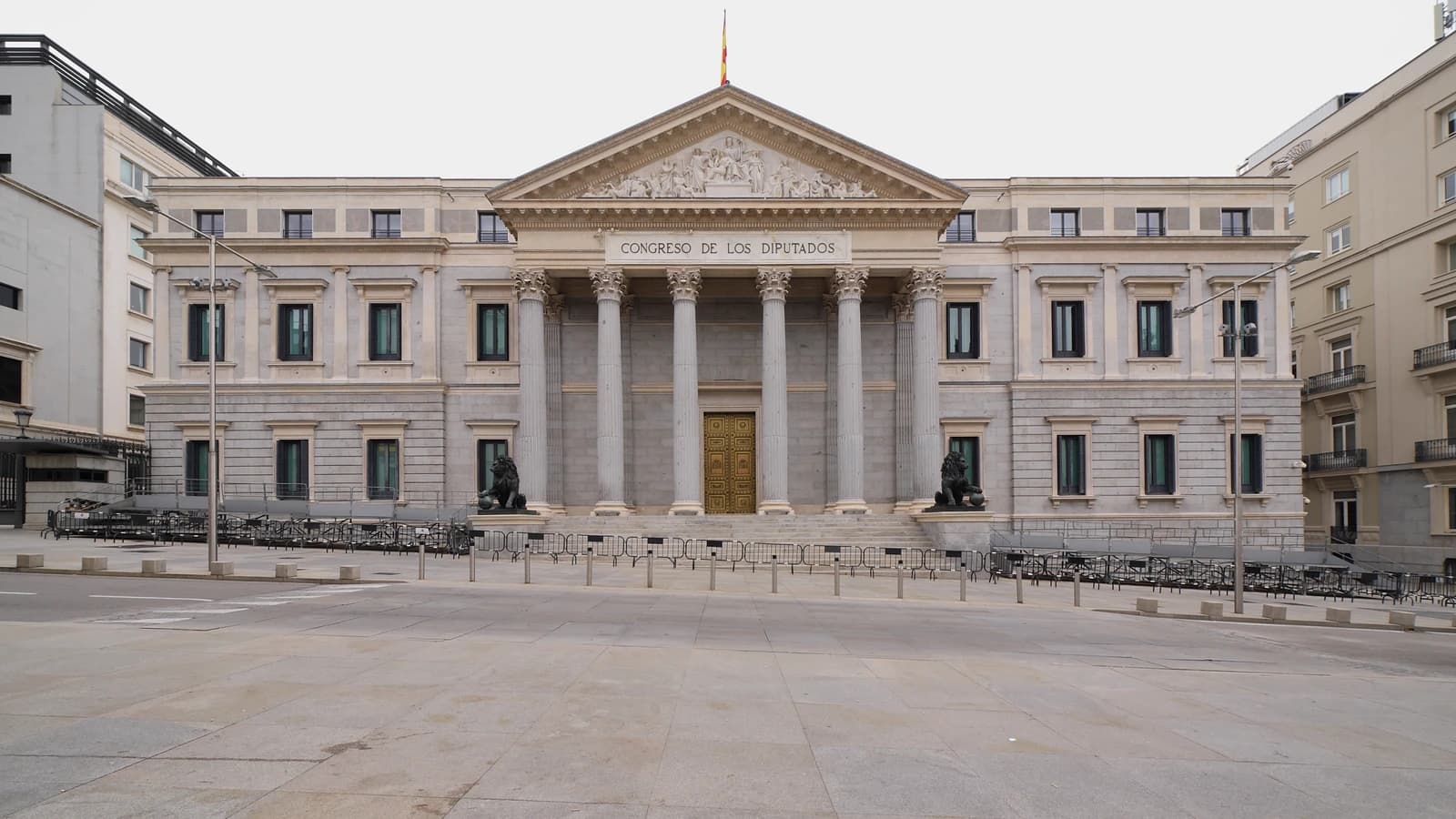 Exterior facade of the Congress of Deputies in Madrid with its columned entrance.