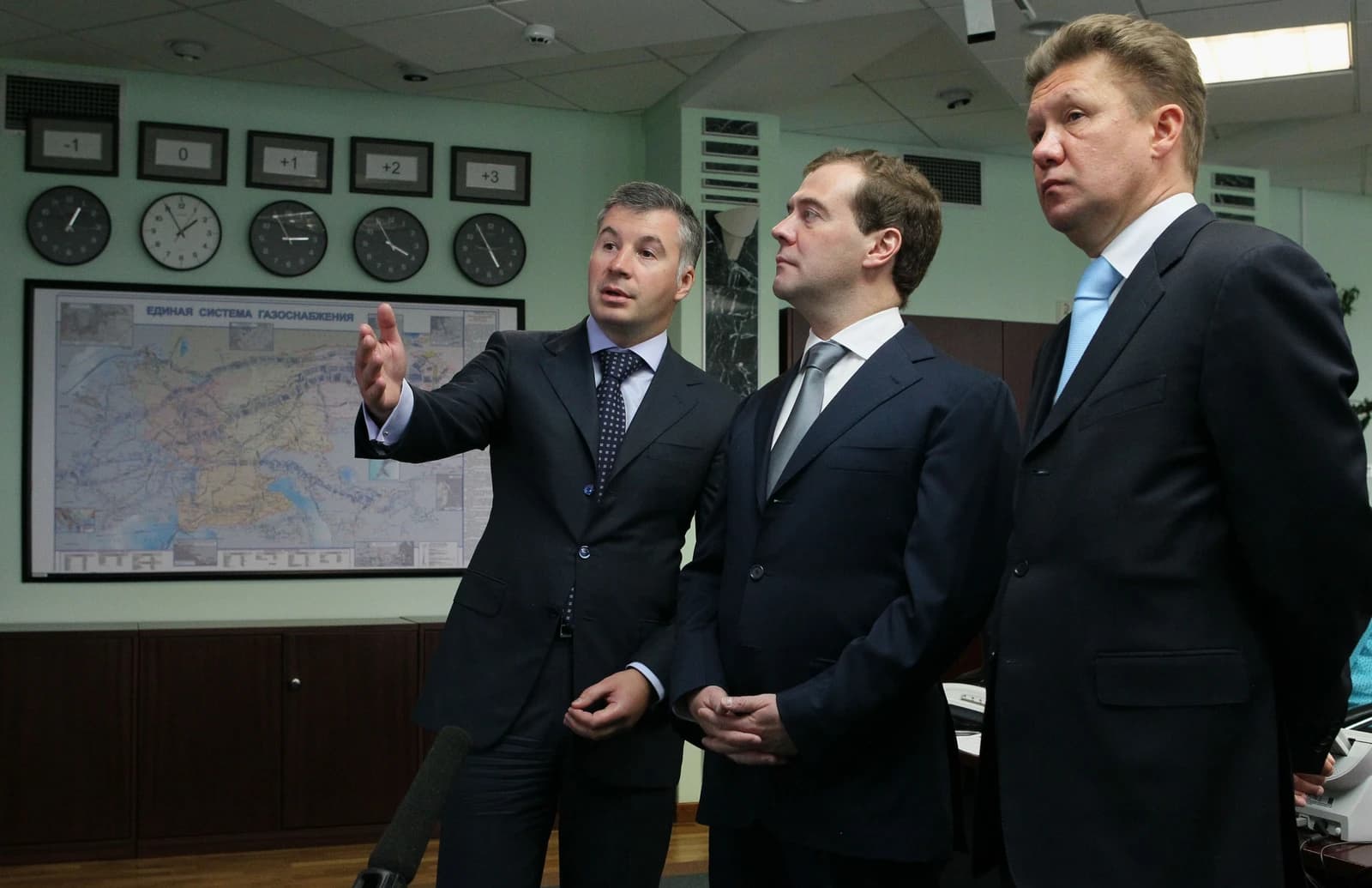 Dmitry Medvedev, then Russian President, and Alexey Miller, Gazprom CEO, observe a display.