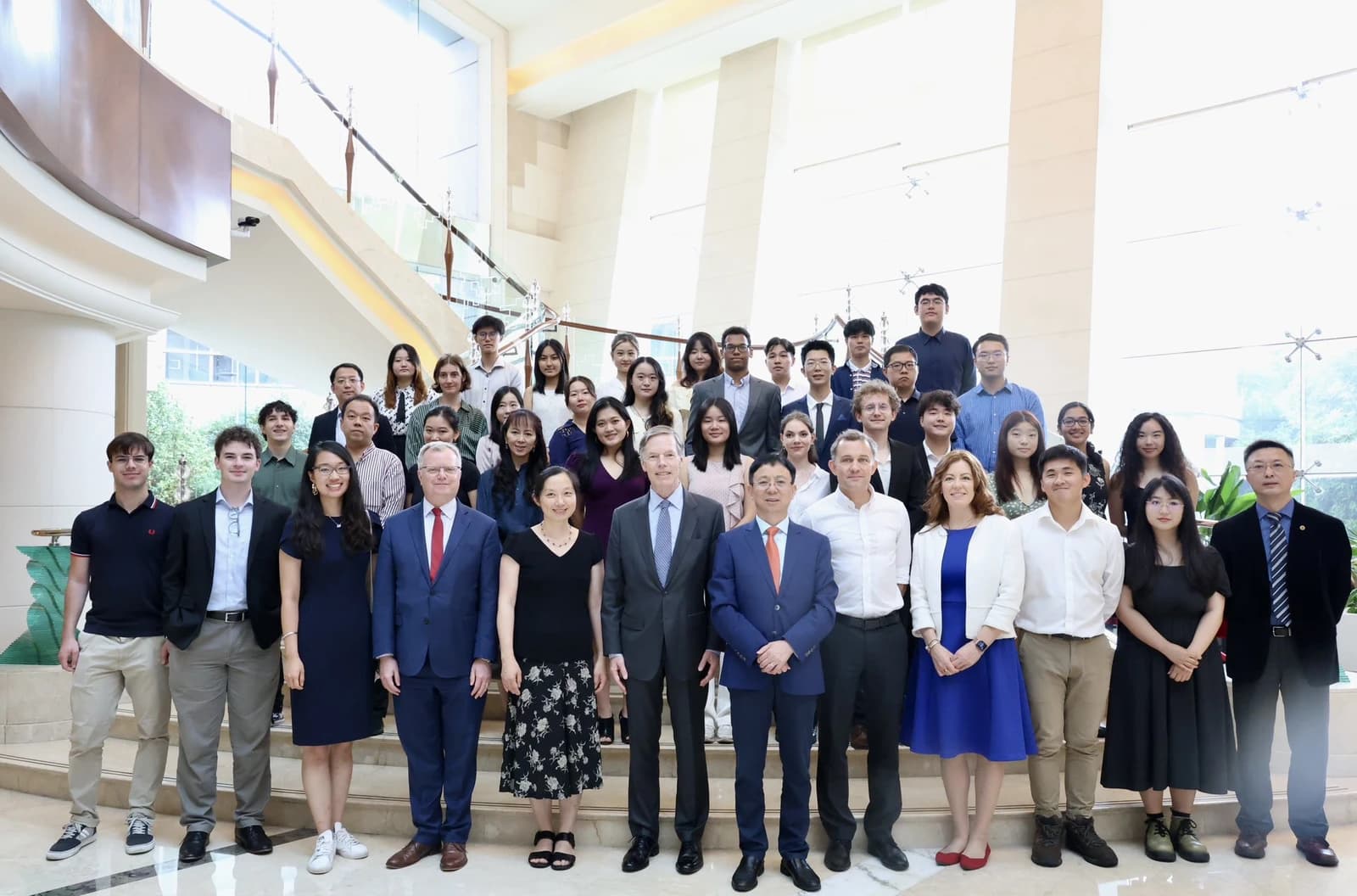 Ambassador Burns, Fudan University and Harvard students pose for a group photo in Shanghai.