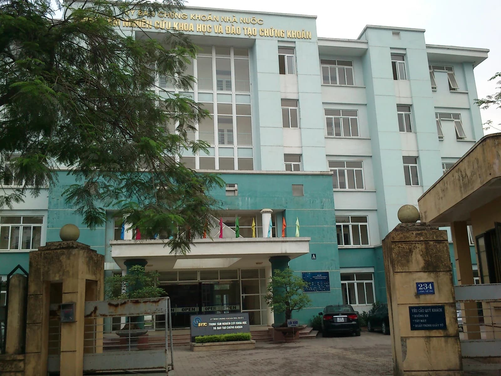 Exterior view of the State Securities Commission Research and Training Center building in Vietnam.