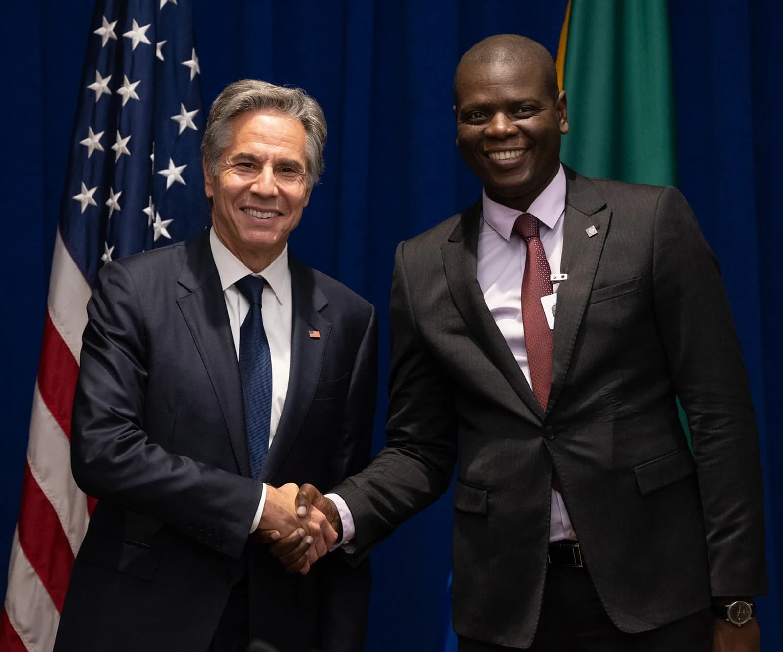 Antony Blinken and Ronald Lamola shaking hands in New York City.