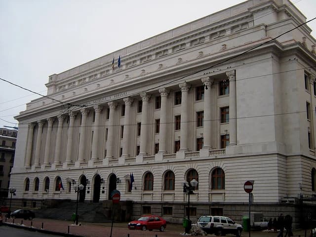 Exterior view of the Banca Națională a României building in Romania.