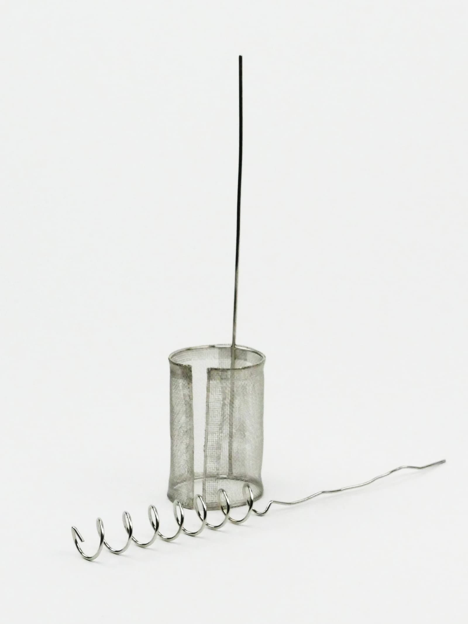 Two platinum electrodes, one mesh cylinder and one coiled wire, against a white background.
