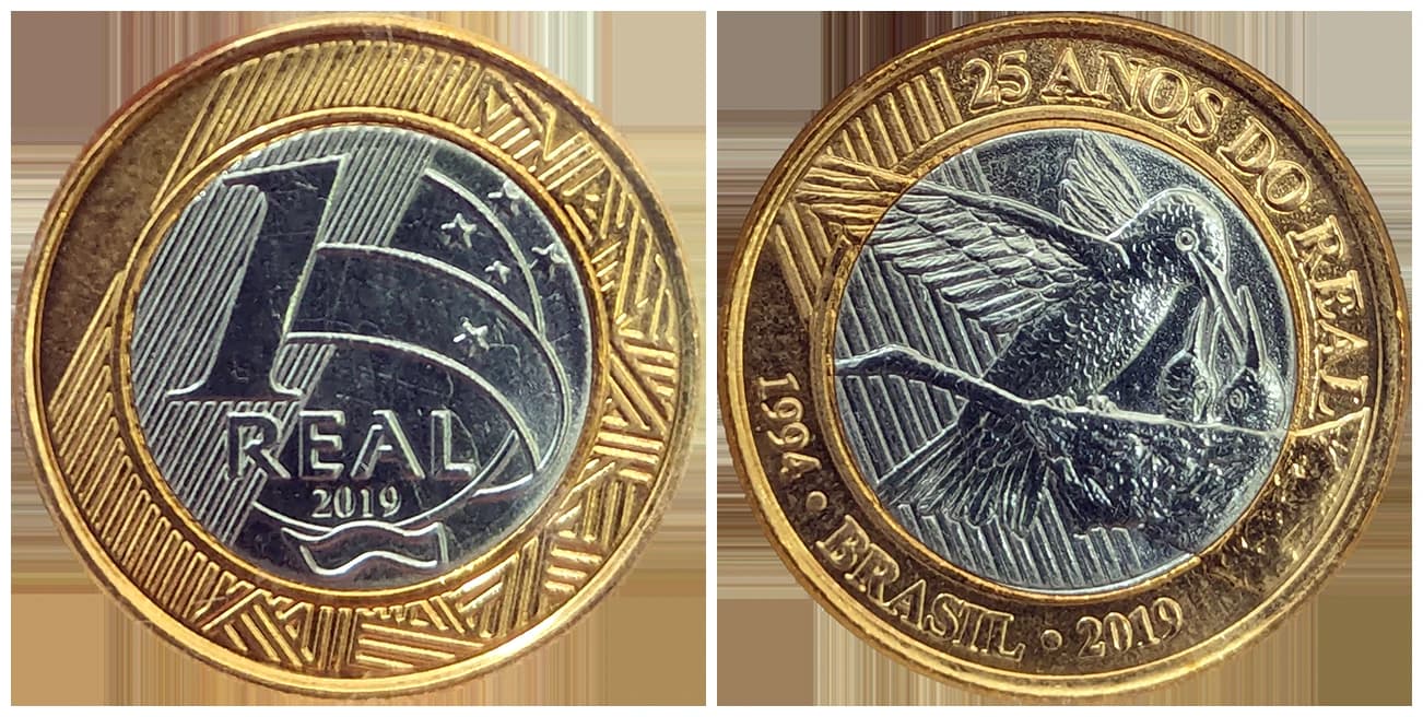 Close-up view of both sides of a Brazilian 1 Real coin from 2019.