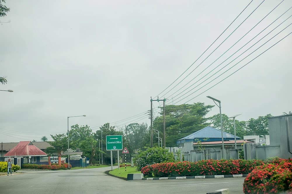 Road leading to the Governor's Office in Calabar, Cross River state.