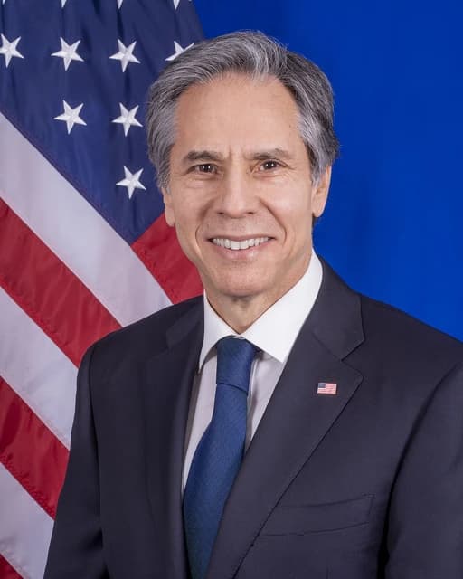 Antony Blinken, US Secretary of State, posing for an official portrait.