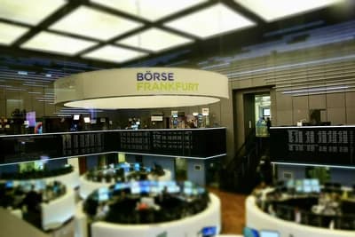 Interior view of the Frankfurt Stock Exchange trading floor.