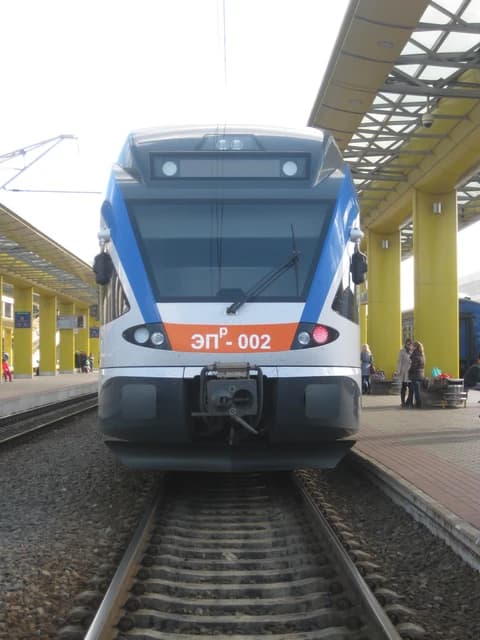 A Stadler FLIRT Crocus train at Minsk train station, Belarus, facing the camera.