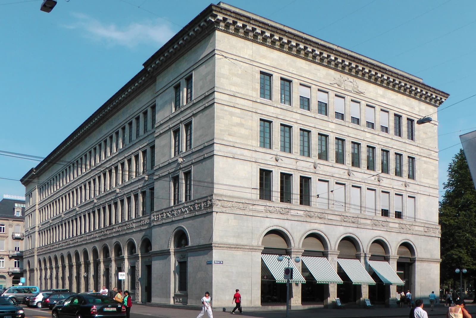 Exterior of the Swiss National Bank building in Zurich on a sunny day.