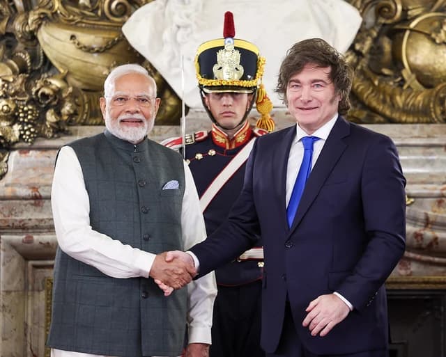 Javier Milei, President of Argentina, shaking hands with Narendra Modi, Prime Minister of India.