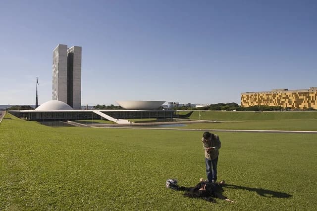 The Palácio Nereu Ramos, home of the Brazilian National Congress, with a large grassy lawn.