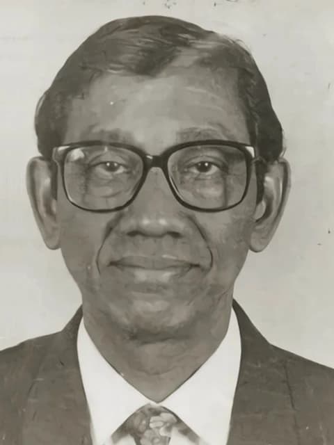 Marie Muhammad, former Indonesian Minister of Finance, in an official portrait.