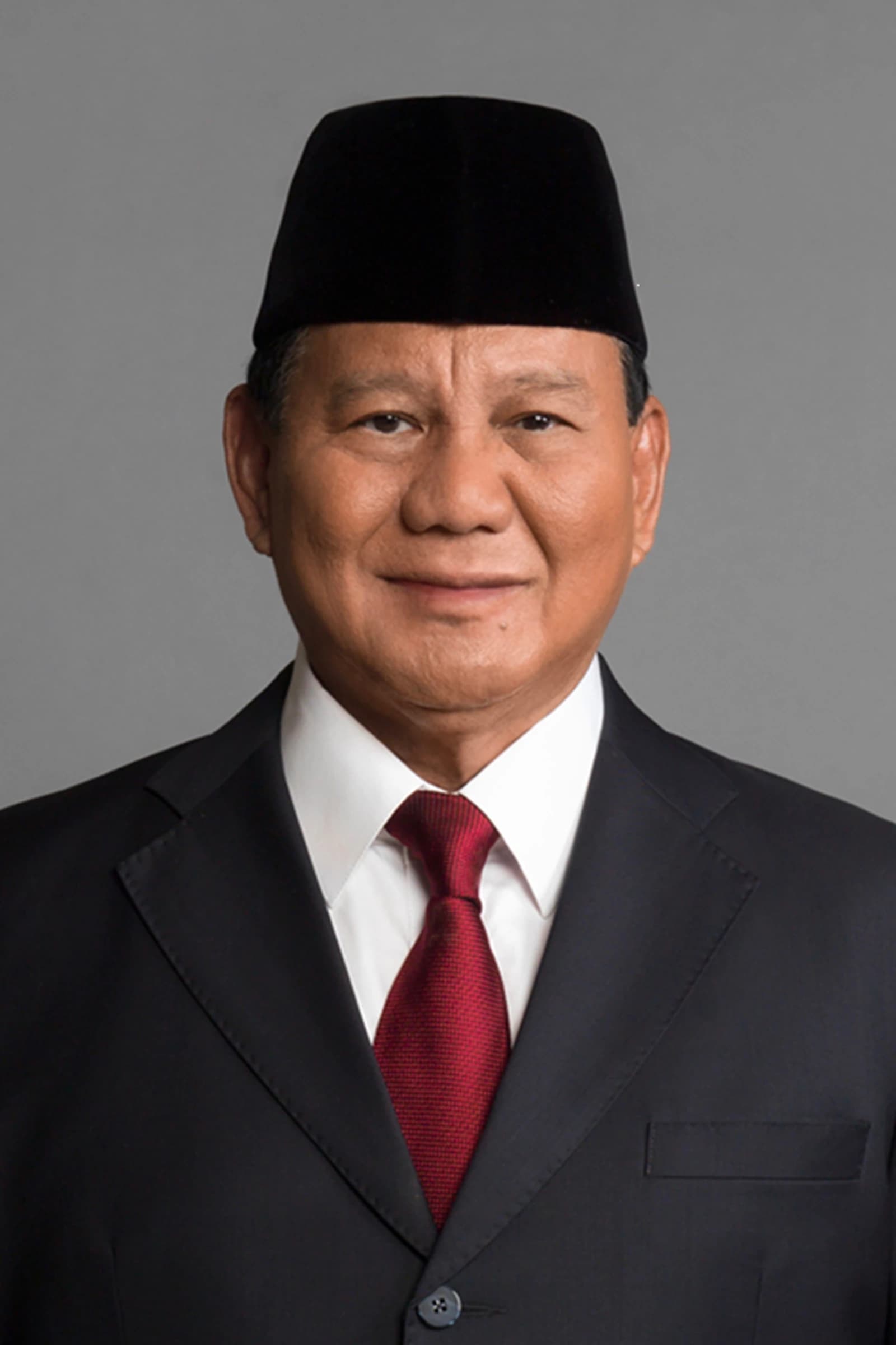 Prabowo Subianto, candidate for Indonesia's President in 2024, wearing a suit and peci.