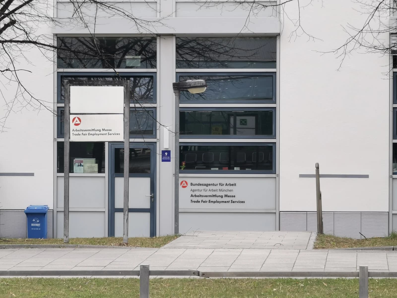 Exterior view of the Federal Employment Agency office building in Munich.