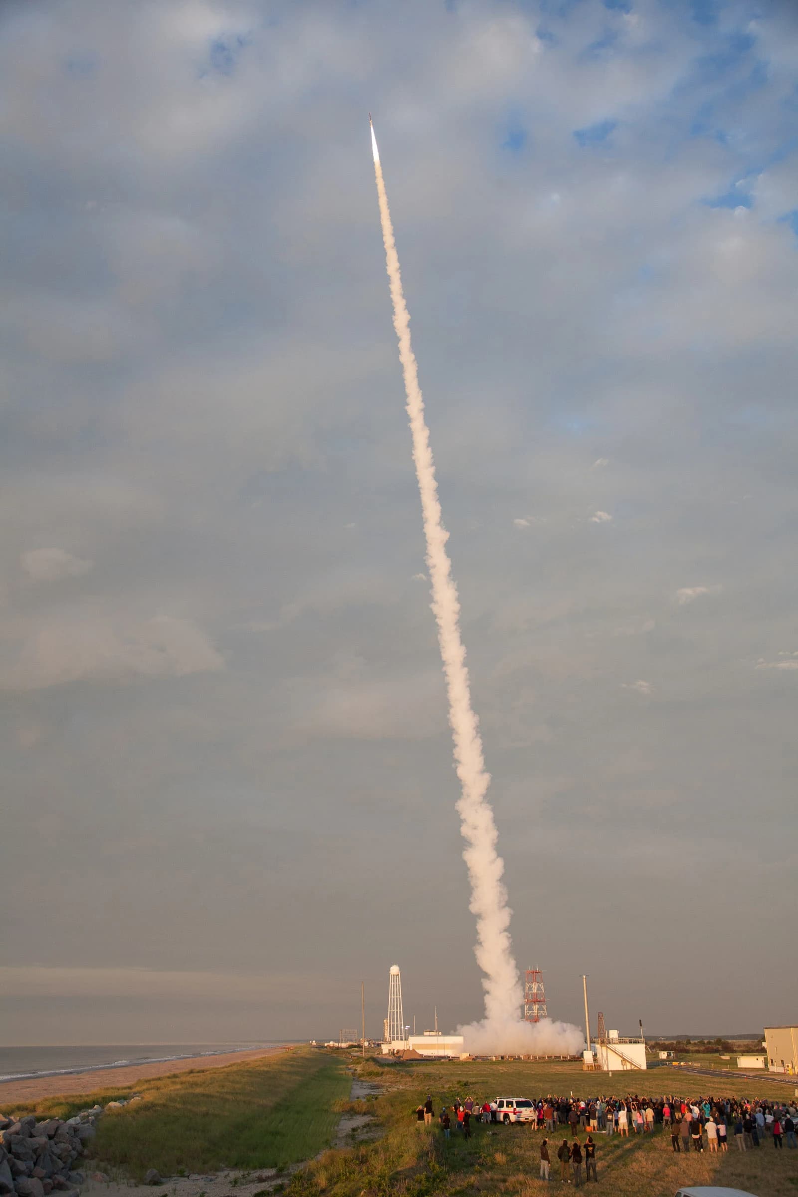Suborbital rocket launches into the sky from Wallops Flight Facility.