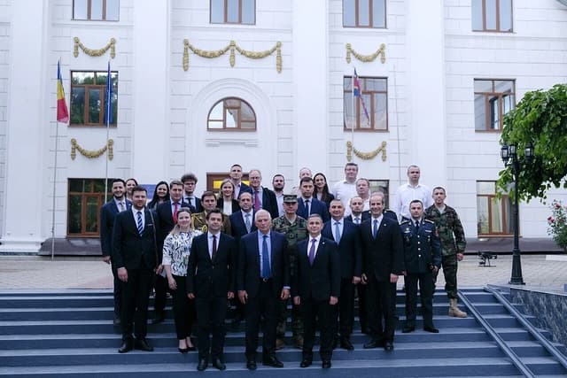 Josep Borrell Fontelles, Vice-President of the European Commission, stands with a group of officials in Moldova.