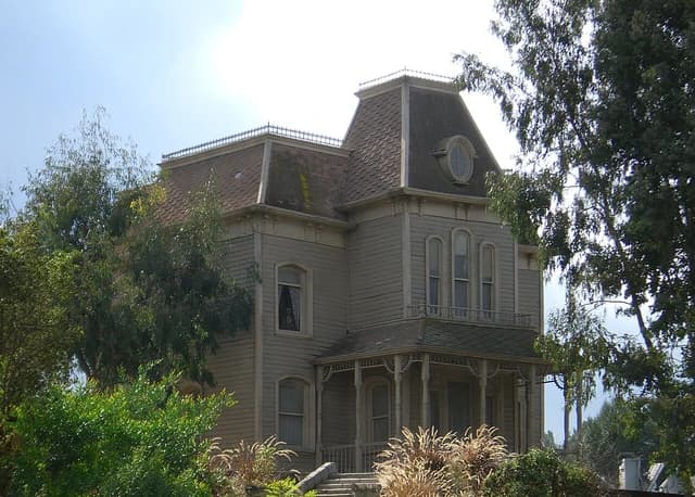 Replica of the Bates Mansion from the film 'Psycho' at Universal Studios Hollywood, California.