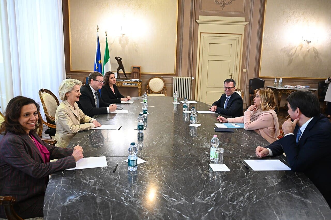 Ursula von der Leyen, President of the European Commission, at a meeting with Italian officials.